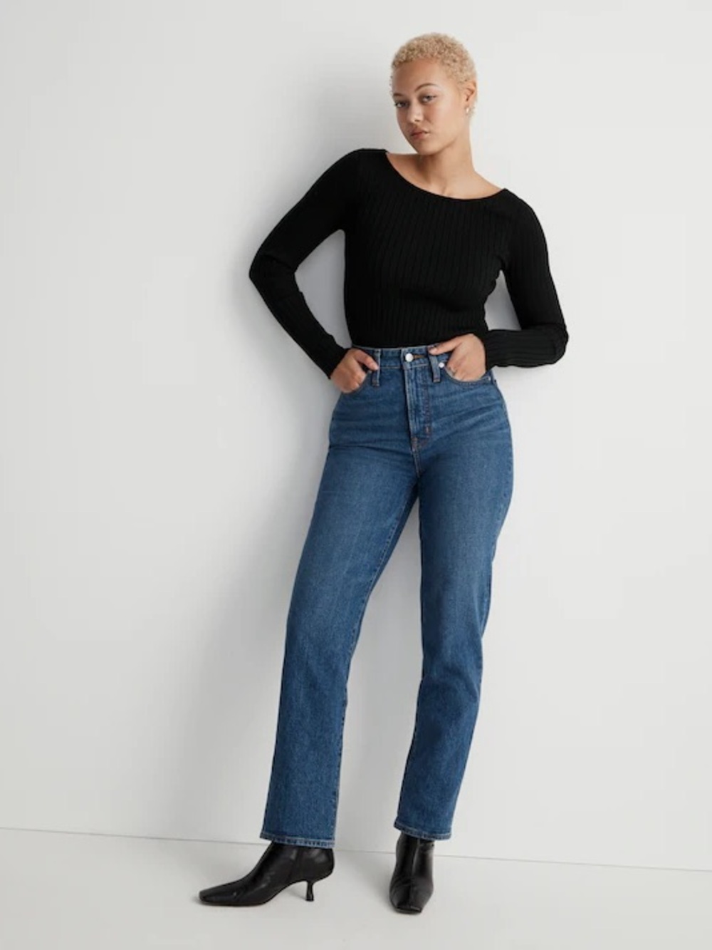 Madewell Straight Leg Jeans in Medium Blue